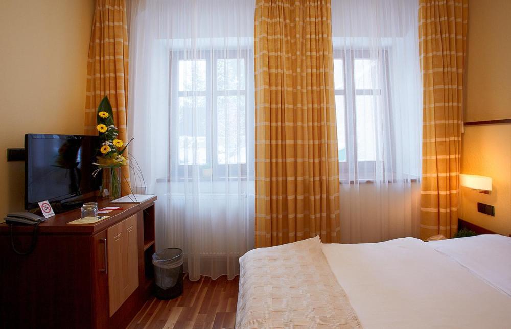 Hotel Penzion Na Hrade Olomouc Quarto foto